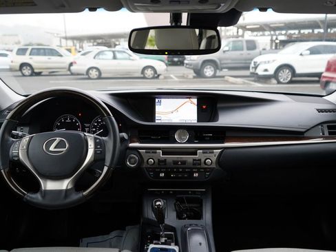 Used 2013 Lexus ES 350 image 21