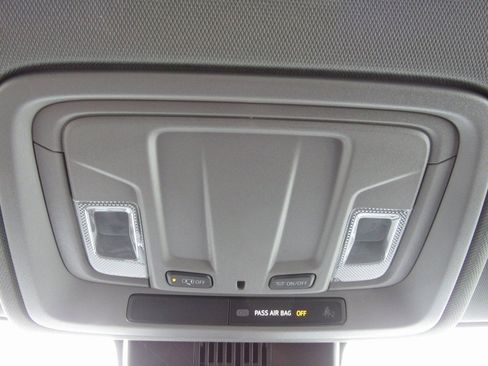 Used 2023 Chevrolet Silverado 1500 W/T w/ WT Value Package image 17