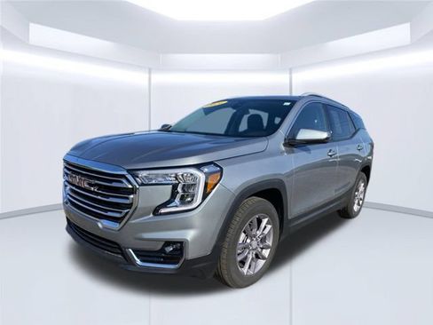 Used 2024 GMC Terrain SLT AWD/4WD image 12