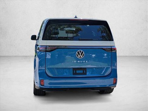 New 2025 Volkswagen ID. Buzz Pro S Plus RWD image 8