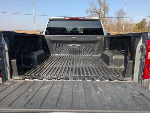 Used 2024 Chevrolet Silverado 1500 LT AWD/4WD image 27