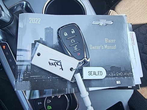 Used 2022 Chevrolet Blazer LT image 26