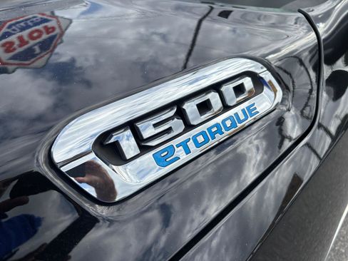 Used 2022 RAM 1500 Big Horn image 9
