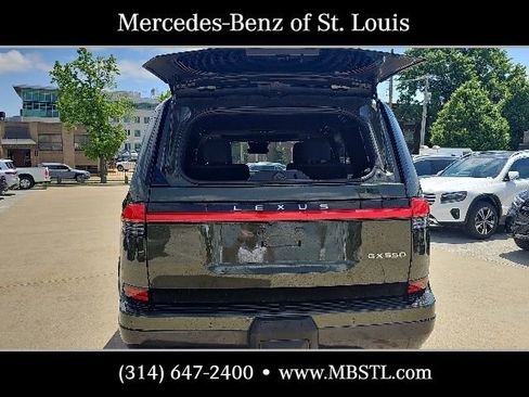 Used 2025 Lexus GX 550 w/ Accessory Package (2T) AWD/4WD image 8