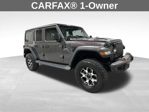 Used 2021 Jeep Wrangler Unlimited Rubicon w/ Cold Weather Group AWD/4WD image 3