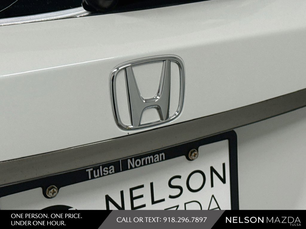 Used 2022 Honda HR-V LX image 15