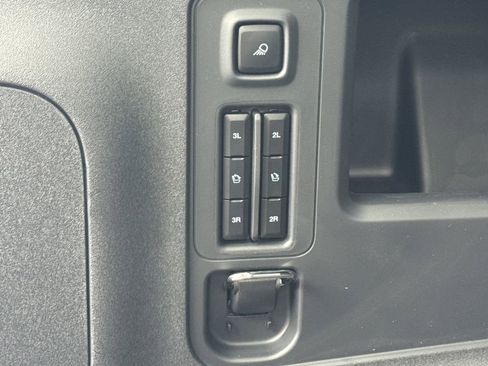 New 2025 Ford Expedition Max Platinum w/ Stealth Appearance Package image 17