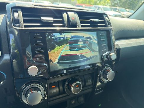 Used 2020 Toyota 4Runner TRD Off-Road Premium w/ Moonroof Package AWD/4WD image 5