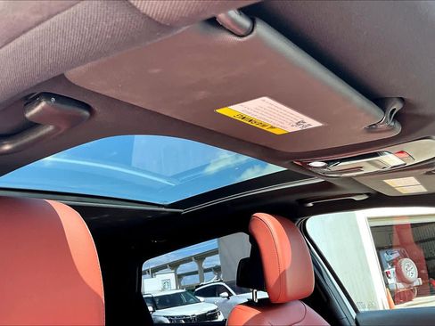 Used 2023 Kia Sportage SX image 13