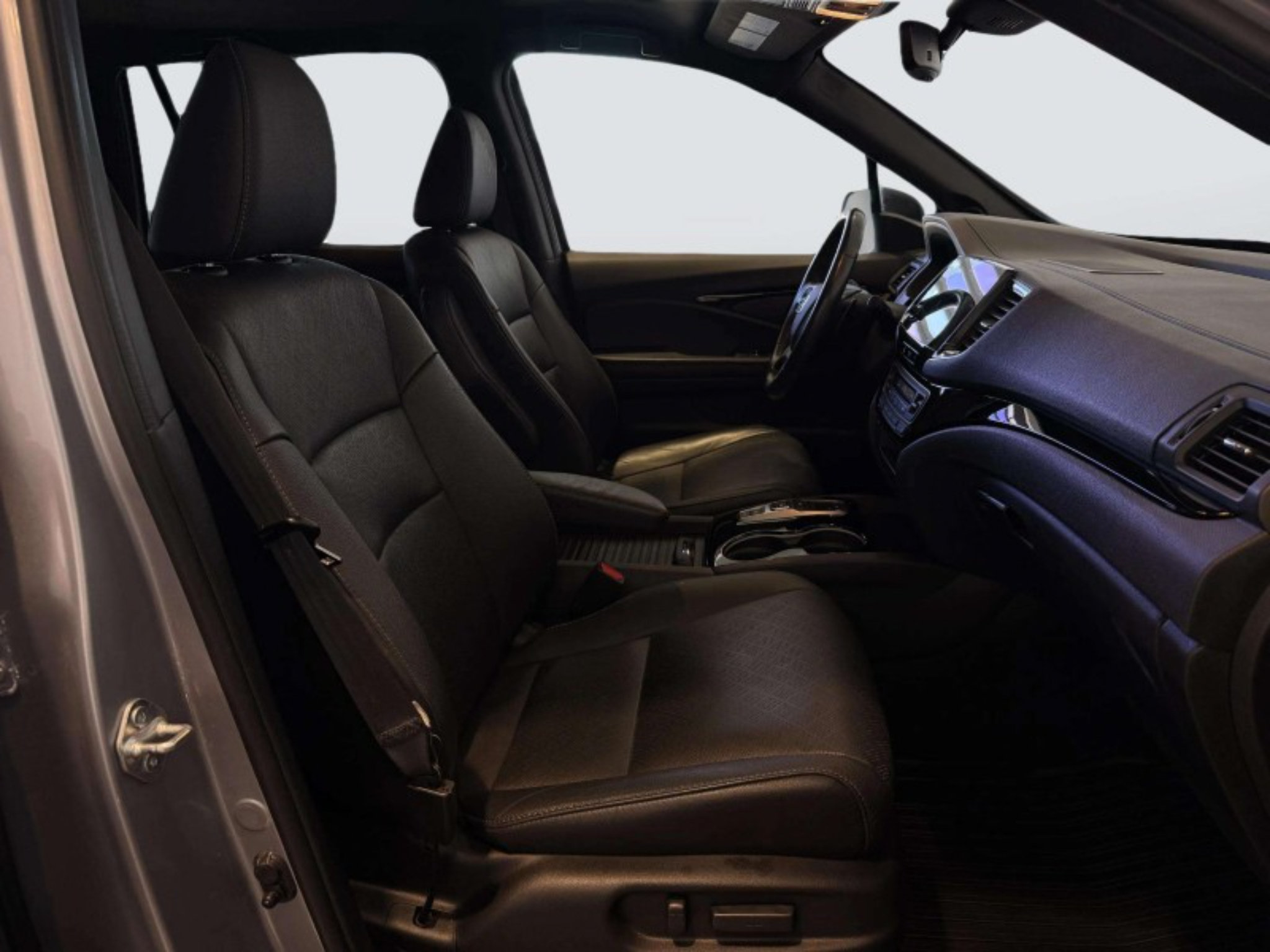 Used 2021 Honda Passport Touring image 35