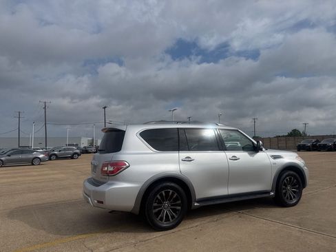 Used 2017 Nissan Armada Platinum image 23