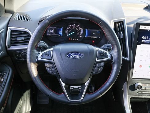 Used 2024 Ford Edge ST-Line w/ Class II Trailer Tow Package AWD/4WD image 7