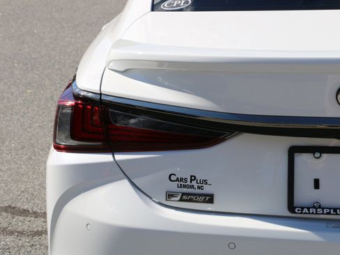 Used 2021 Lexus ES 350 F Sport image 6
