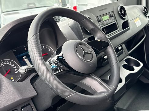 New 2026 Mercedes-Benz Sprinter 2500 image 13