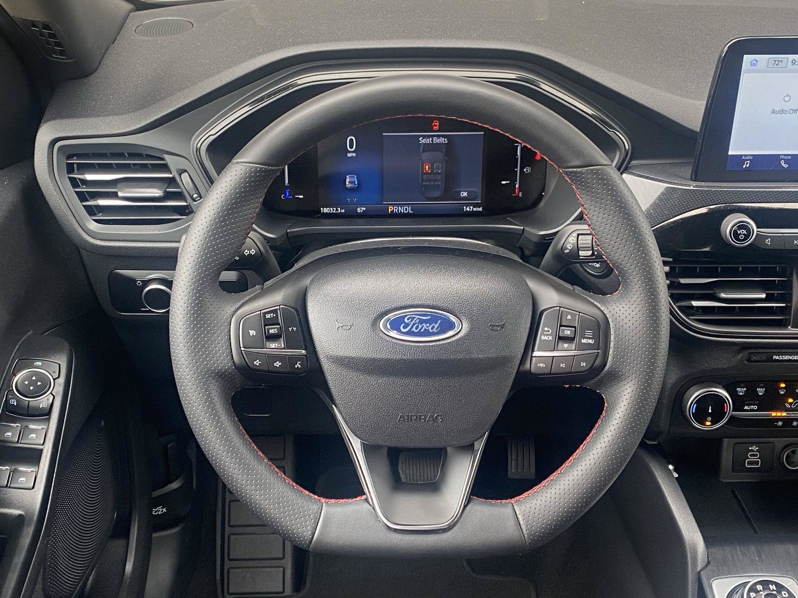 Used 2025 Ford Escape ST-Line AWD/4WD image 12