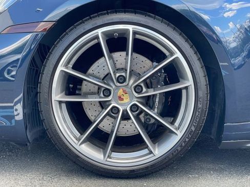 Used 2020 Porsche 911 Carrera 4S AWD/4WD image 16