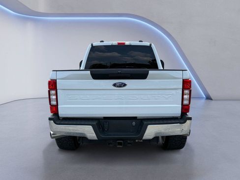 Used 2022 Ford F250 XLT AWD/4WD image 4