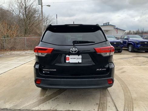 Used 2018 Toyota Highlander XLE image 5