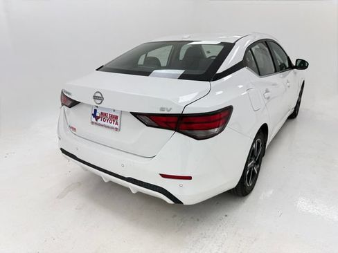 Used 2024 Nissan Sentra SV FWD image 20