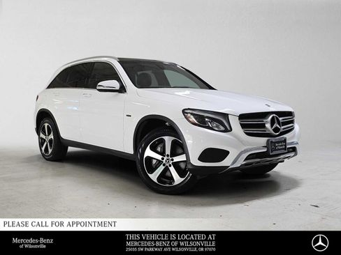 Used 2019 Mercedes-Benz GLC 350e 4MATIC image 1