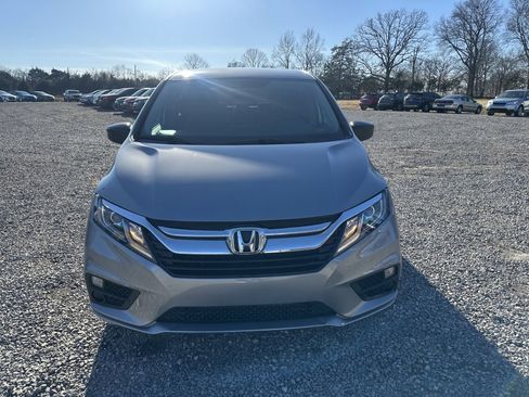 Used 2019 Honda Odyssey LX image 2