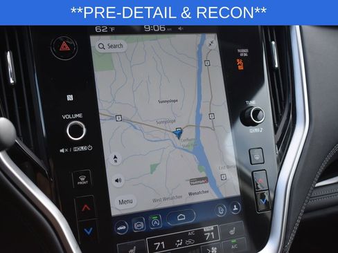 Used 2025 Subaru Outback Limited image 11