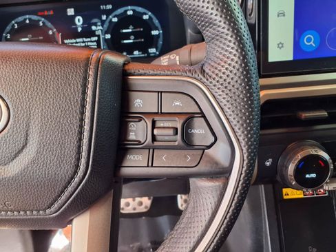 Used 2024 Toyota Tacoma TRD Sport w/ TRD Sport Premium Package AWD/4WD image 23