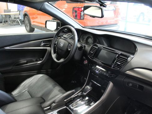 Used 2017 Honda Accord EX-L image 14