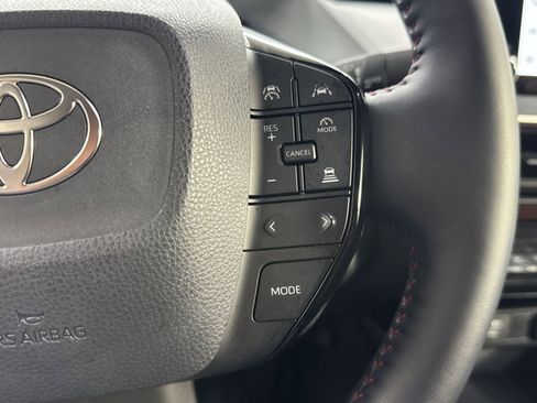 Used 2023 Toyota Prius Prime SE image 36