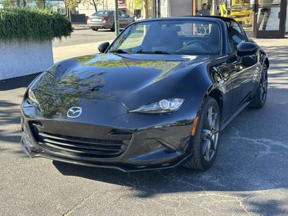 Used 2017 MAZDA MX-5 Miata RF Club
