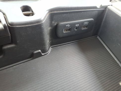 Used 2019 RAM 1500 Tradesman w/ Popular Equipment Group AWD/4WD image 17