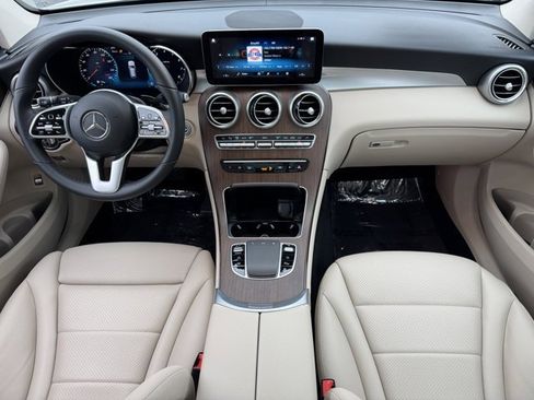 Used 2022 Mercedes-Benz GLC 300 image 10