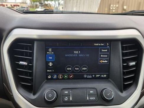 Used 2021 GMC Acadia SLT w/ Technology Package image 13