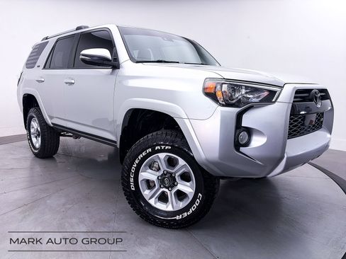 Used 2020 Toyota 4Runner SR5 Premium AWD/4WD image 1