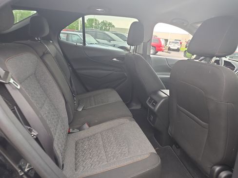 Used 2022 Chevrolet Equinox LT AWD/4WD image 10