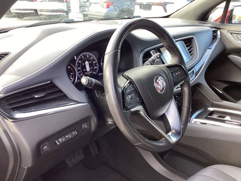 Used 2024 Buick Enclave Premium image 11