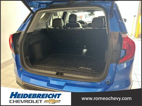 Used 2024 GMC Terrain AT4 w/ LPO, Floor Liner Package AWD/4WD image 15