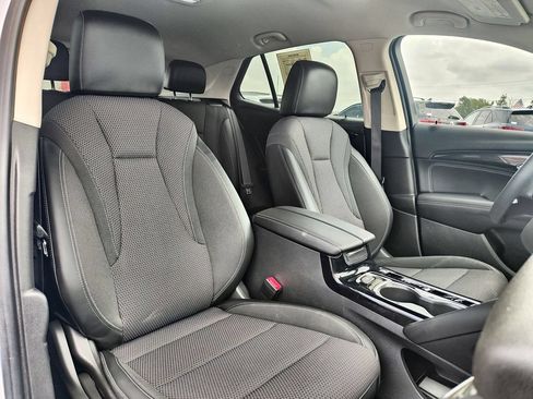 Used 2022 Buick Envision Preferred FWD image 27