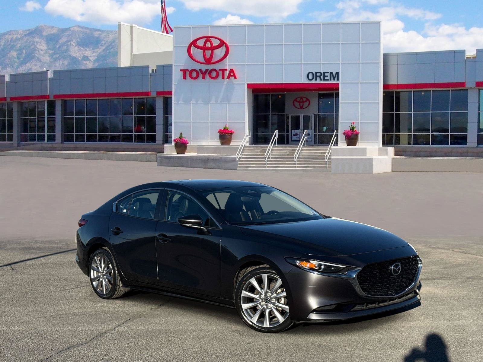 Used 2025 MAZDA MAZDA3 s FWD image 1