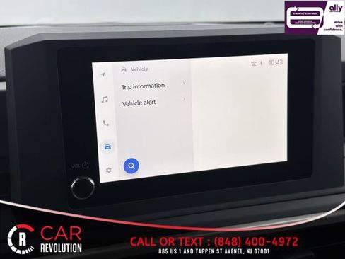 Used 2024 Toyota Tacoma SR image 25