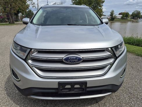 Used 2016 Ford Edge Titanium w/ Technology Package AWD/4WD image 2