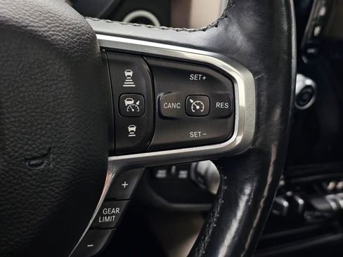 Used 2019 RAM 1500 Laramie image 27