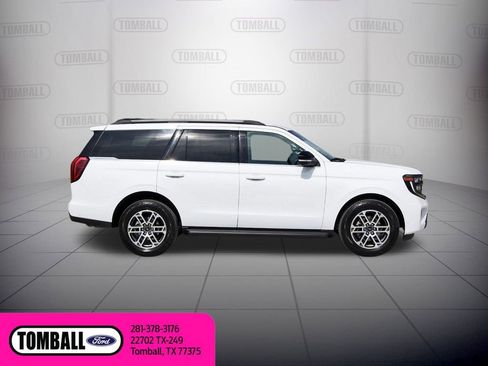 Used 2025 Ford Expedition Active image 8