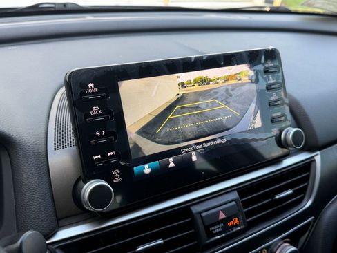 Used 2021 Honda Accord LX image 25