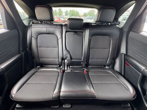 Used 2023 Ford Escape ST-Line Elite AWD/4WD image 28