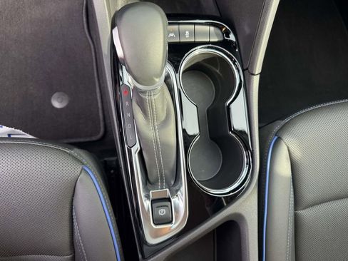 Used 2025 Buick Encore GX Sport Touring image 22