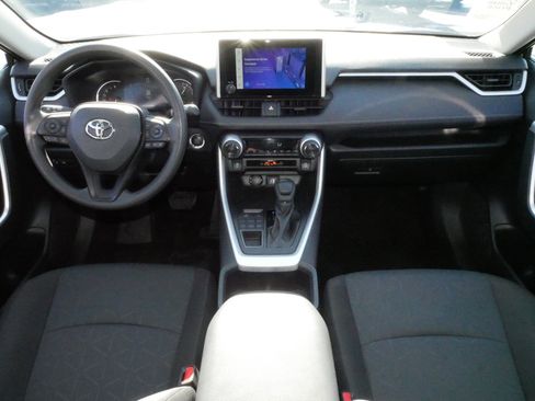Certified 2025 Toyota RAV4 XLE image 10