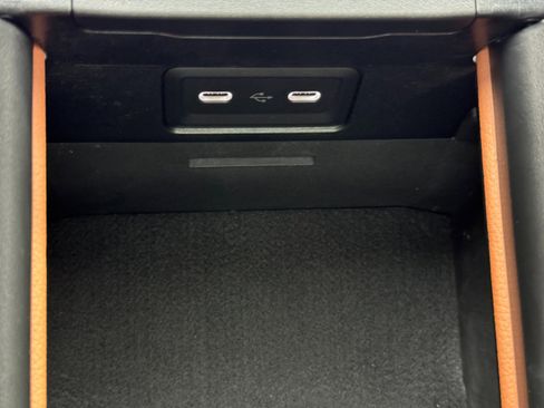 Used 2023 Mercedes-Benz C 43 AMG 4MATIC Sedan image 35