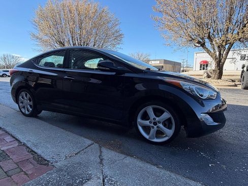 Used 2013 Hyundai Elantra Limited image 10