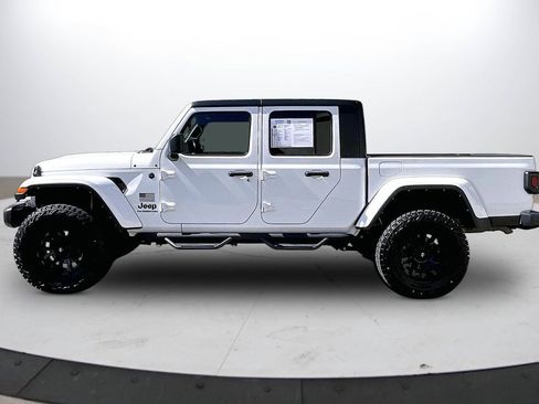 Certified 2022 Jeep Gladiator Sport AWD/4WD image 6